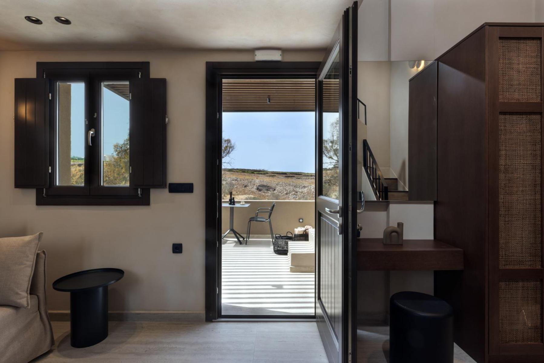 Hidden Hills Hotel Messaria (Santorini)